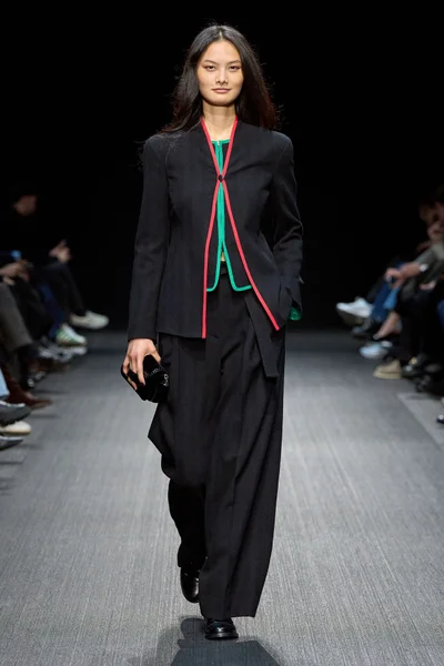 Look 45